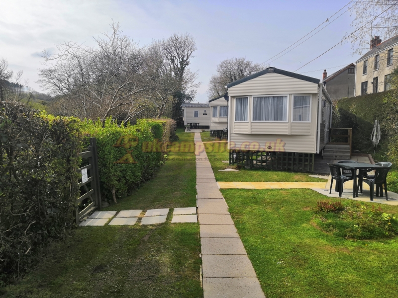 White Gate Caravan Park