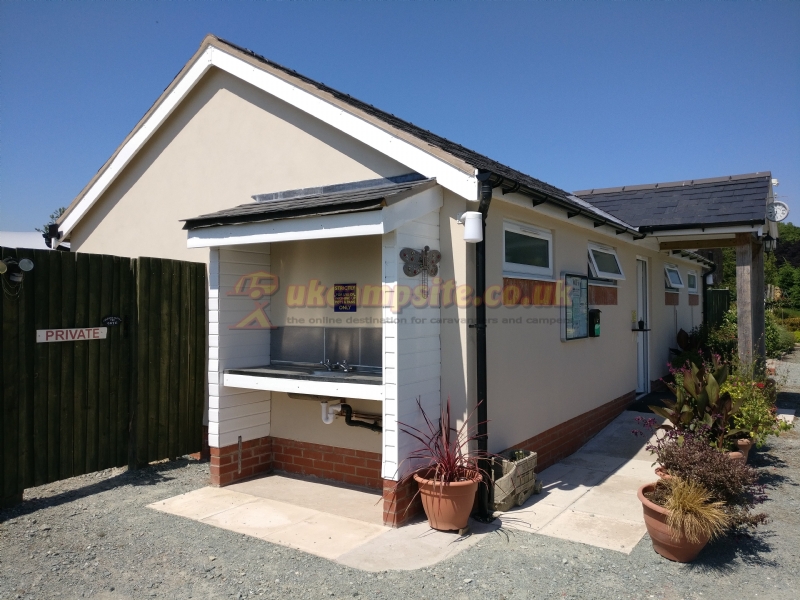 Barncroft Caravan Site