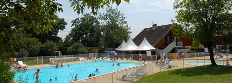 Huttopia Divonne Les Bains