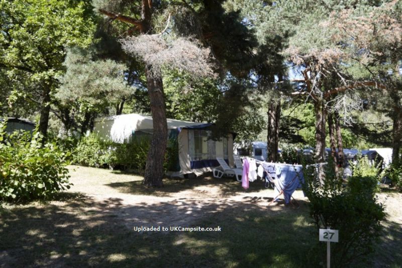 Huttopia Divonne Les Bains