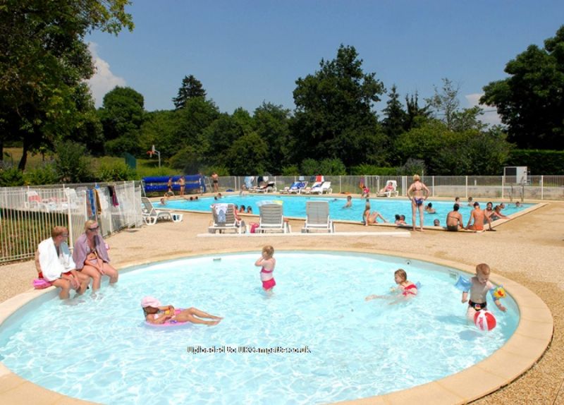 Huttopia Divonne Les Bains