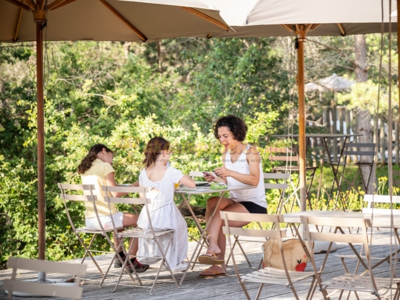Camping Huttopia Lanmary Perigord