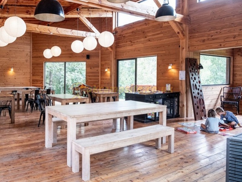 Camping Huttopia Lanmary Perigord