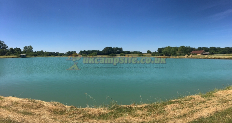 Camping Lune Sur Le Lac