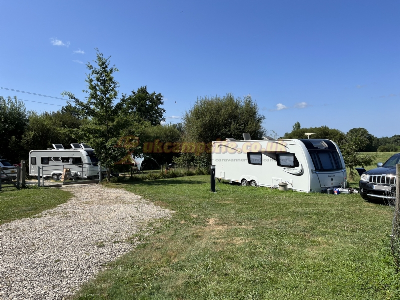 Camping Lune Sur Le Lac