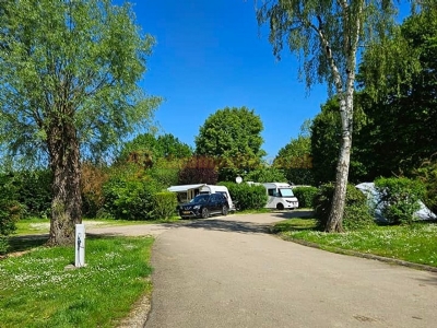 Camping Les Rives Du Lac