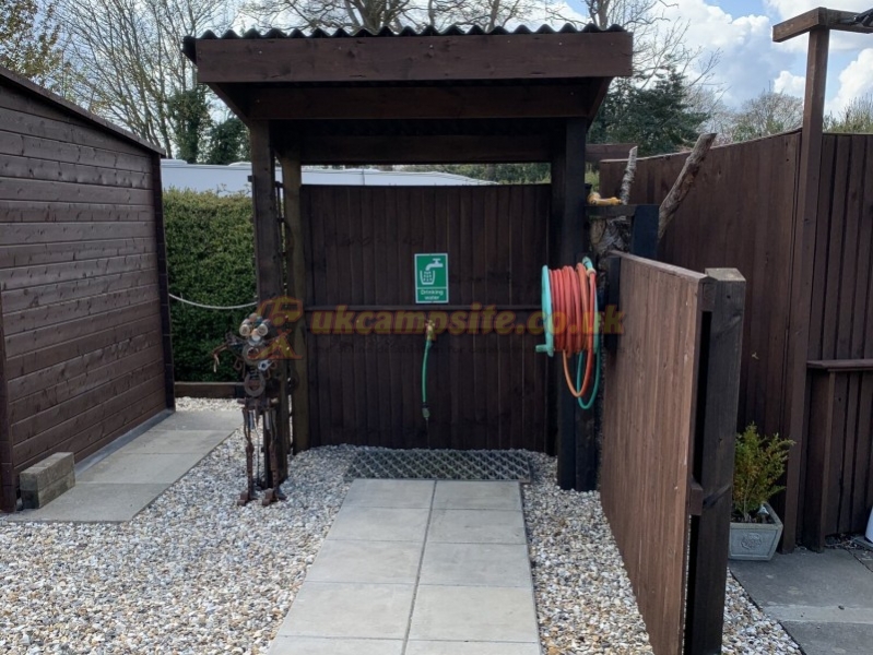 The Chequers Caravan Park