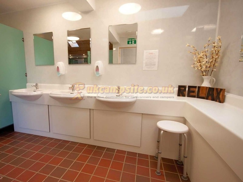 Broadhembury Holiday Park