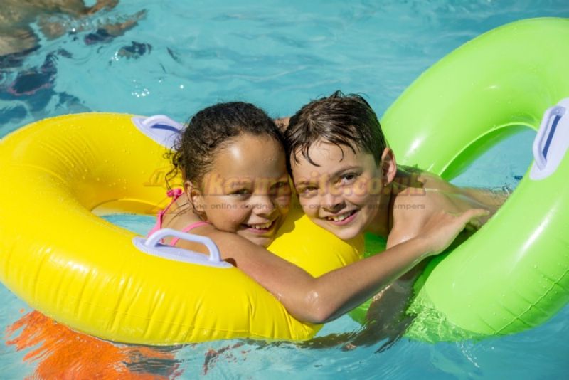 Chichester Lakeside Holiday Park (PHolsUK)