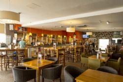 Chichester Lakeside Holiday Park (PHolsUK)