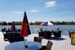 Chichester Lakeside Holiday Park (PHolsUK)