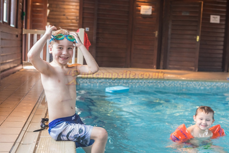 Bowland Fell Holiday Park (PHolsUK)