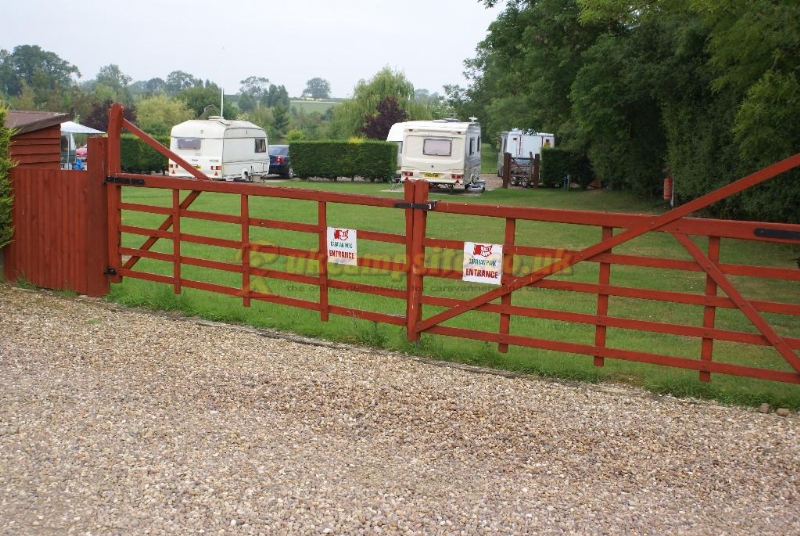 Holly Farm Fishery And Caravan Park