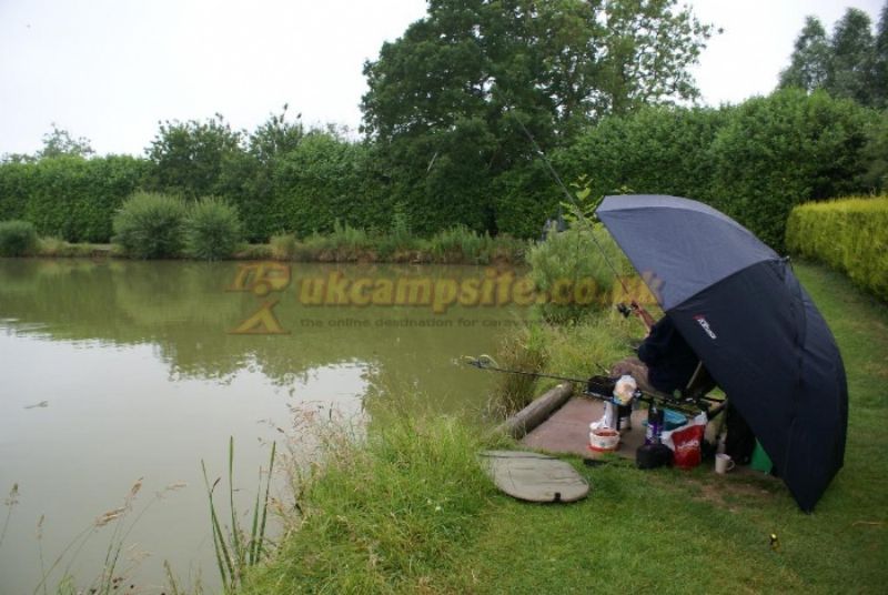 Holly Farm Fishery And Caravan Park