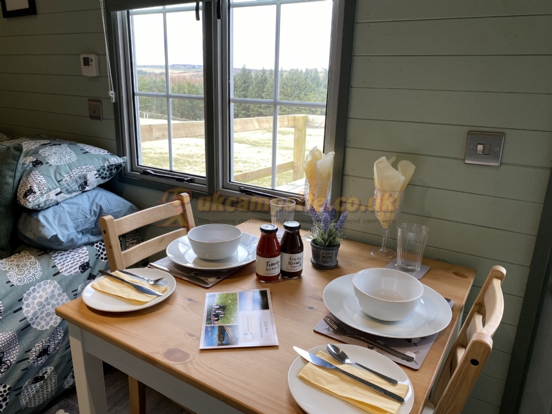 Breaks Fold Farm Campsite And Glamping