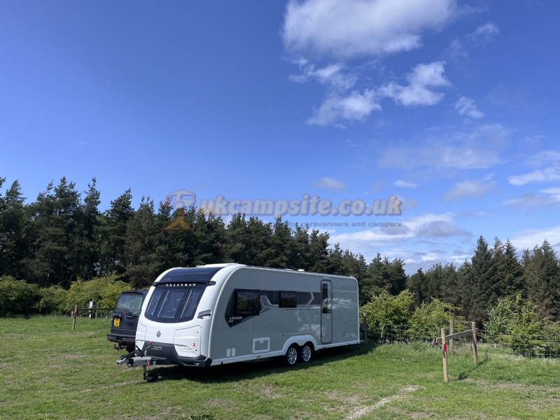 Breaks Fold Farm Campsite And Glamping
