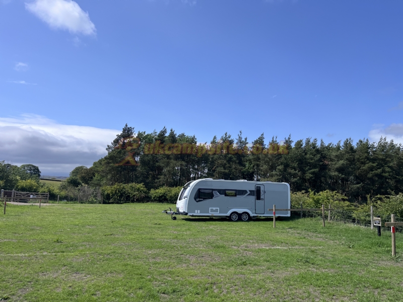 Breaks Fold Farm Campsite And Glamping