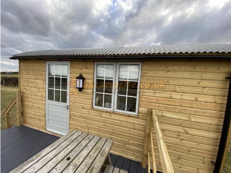 Breaks Fold Farm Campsite And Glamping