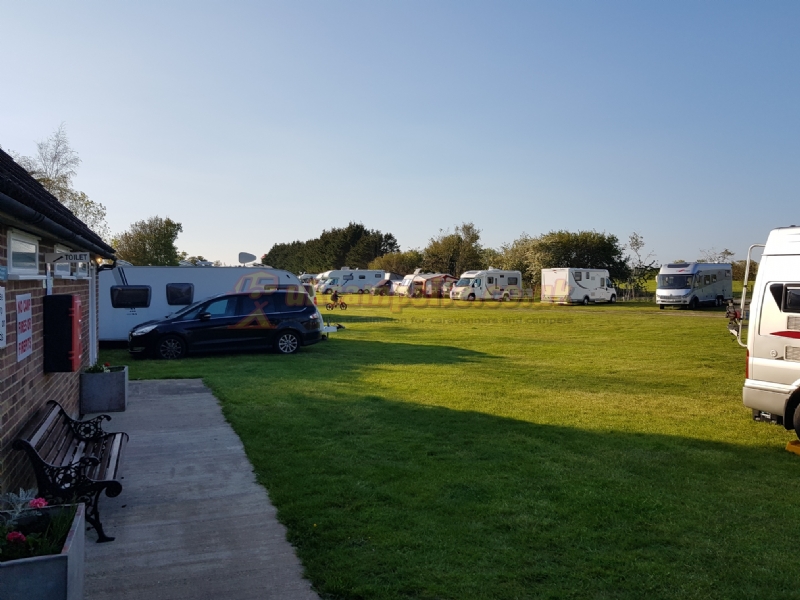 Cannon Camping And Caravan Park