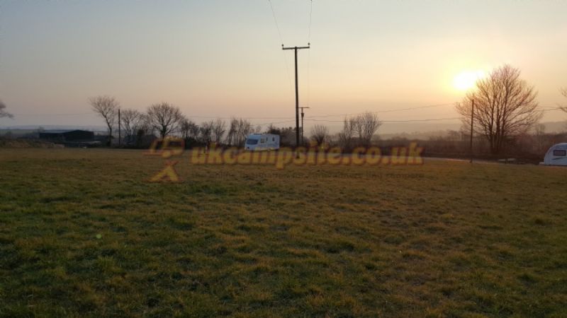 Woodland Rise Camping And Caravan Park