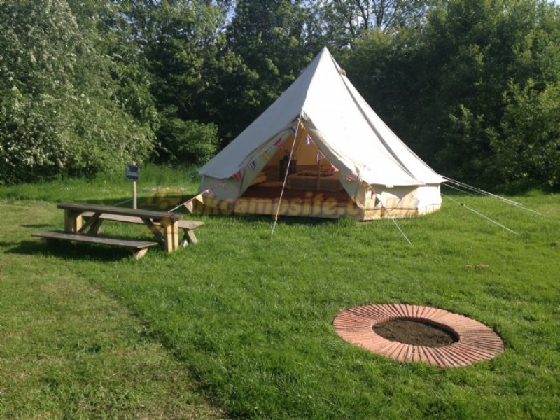 Cotswolds Camping At Holycombe
