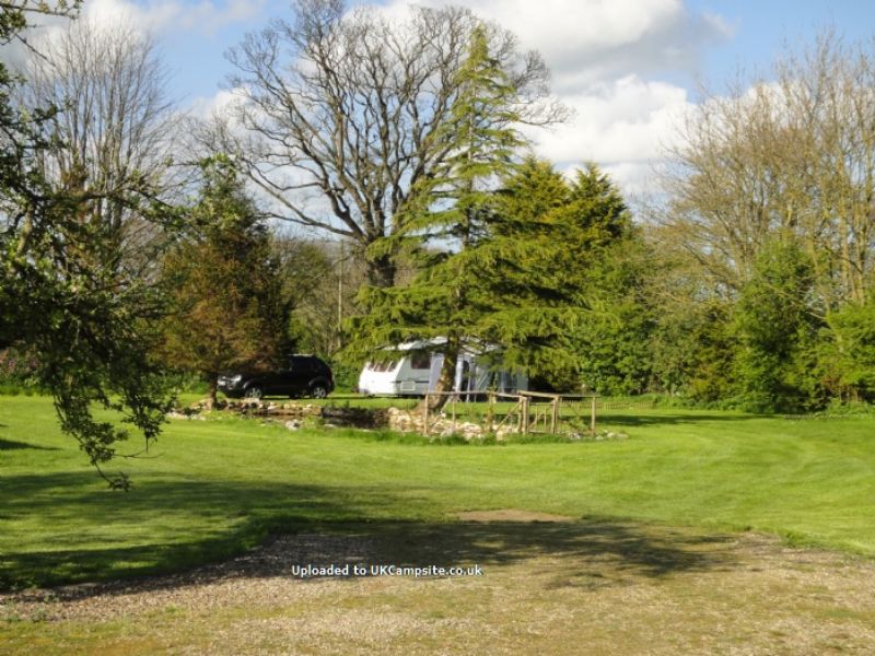 Brooklands Caravan Site And Fishery
