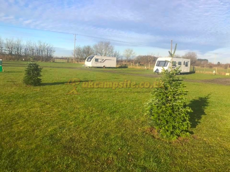 The Mile Caravan Park And Campsite