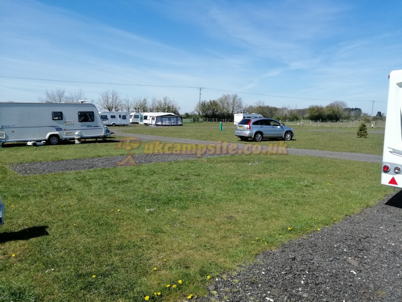 The Mile Caravan Park And Campsite