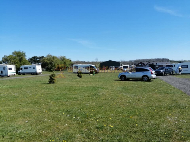 The Mile Caravan Park And Campsite