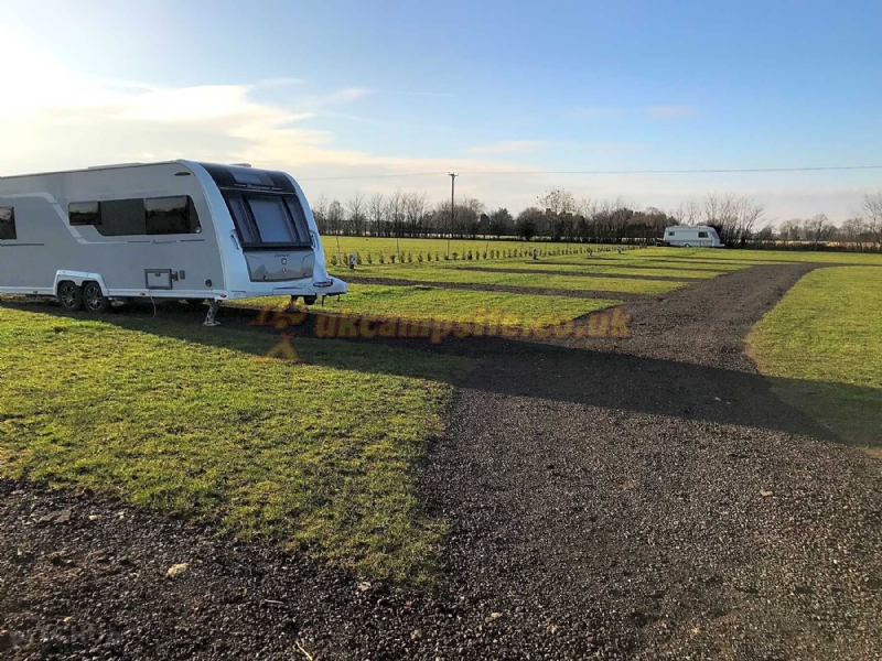 The Mile Caravan Park And Campsite