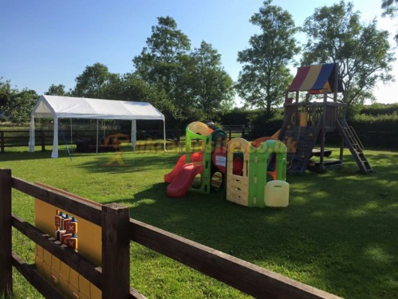 The Mile Caravan Park And Campsite