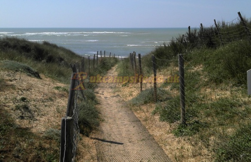 Camping La Combe A L Eau
