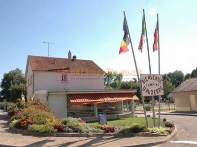 Camping Municipal Auxerre L Arbre Sec