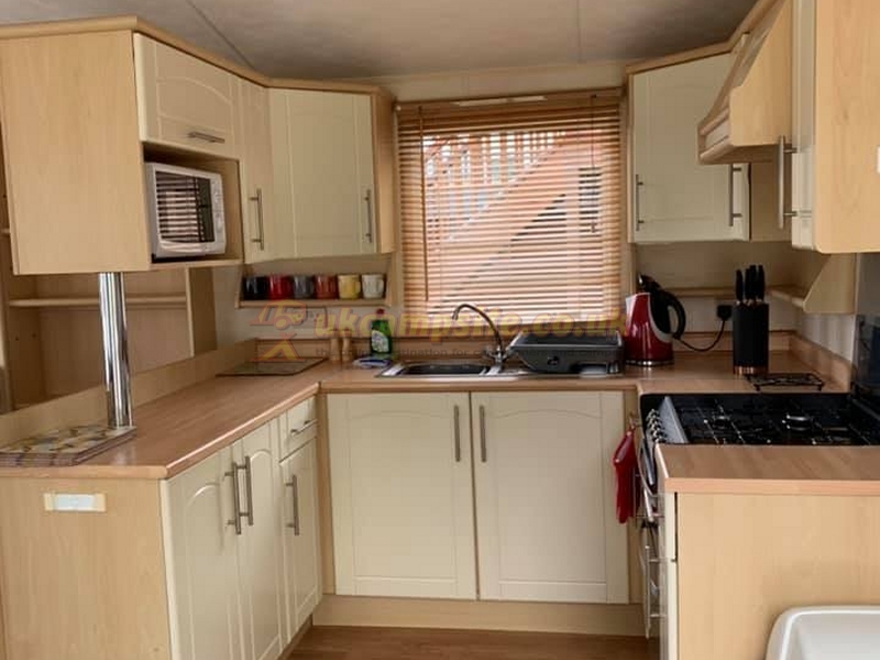 Pooh Cottage Holiday Park