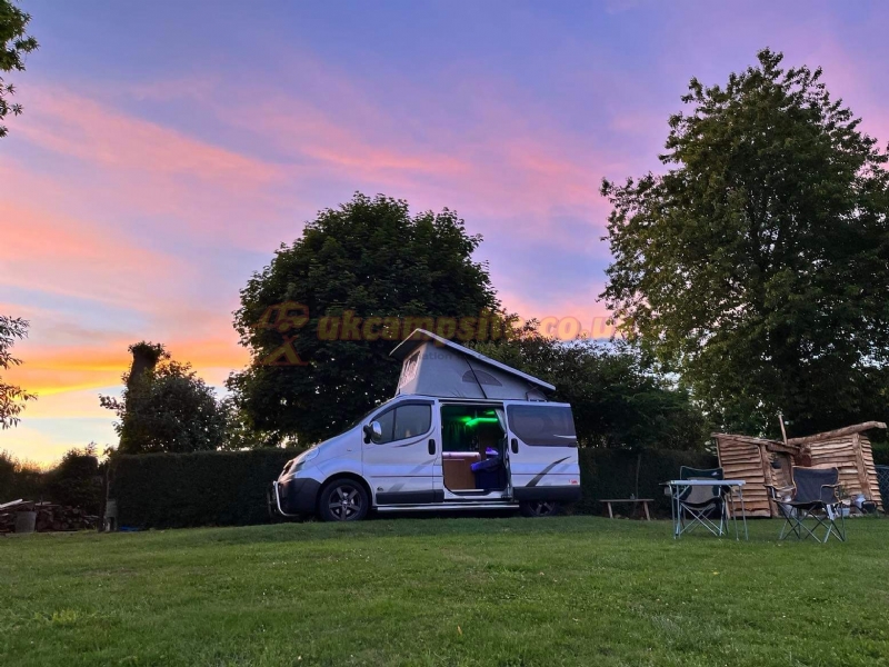 L P C Naturiste Camping And B And B