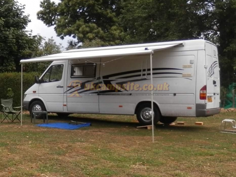 L P C Naturiste Camping And B And B