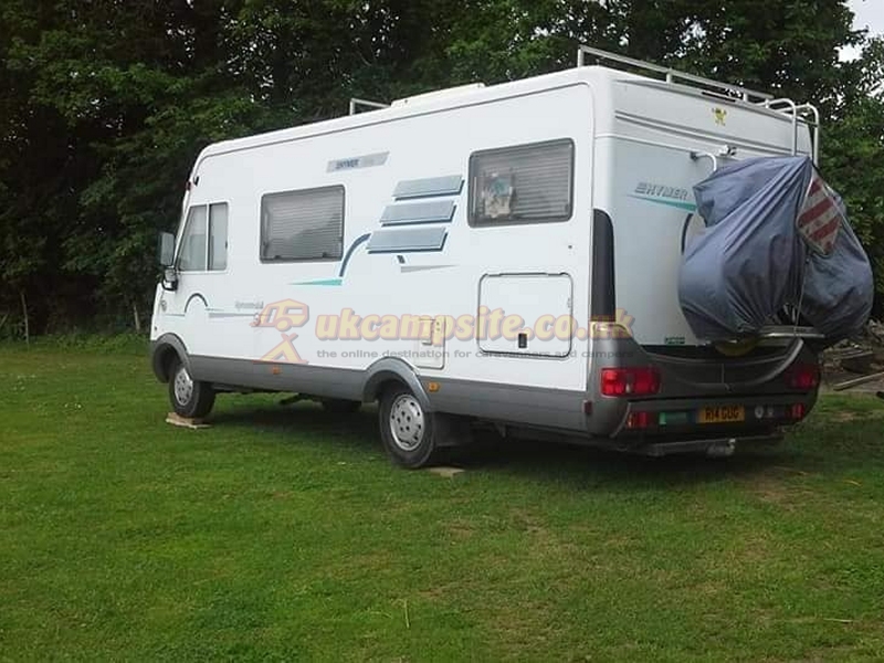 L P C Naturiste Camping And B And B