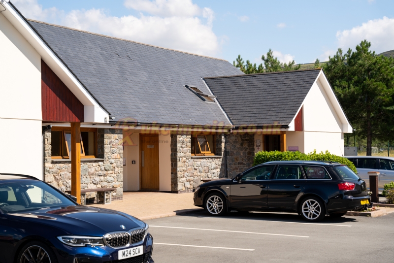 Min Y Don Holiday Home And Touring Park
