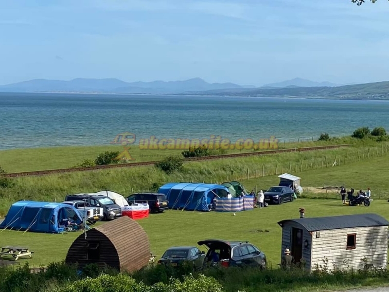 Hendre Hall Campsite