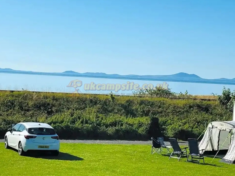 Hendre Hall Campsite