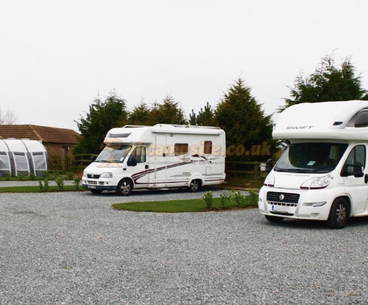 Wood Lake Campsite And Caravan Park
