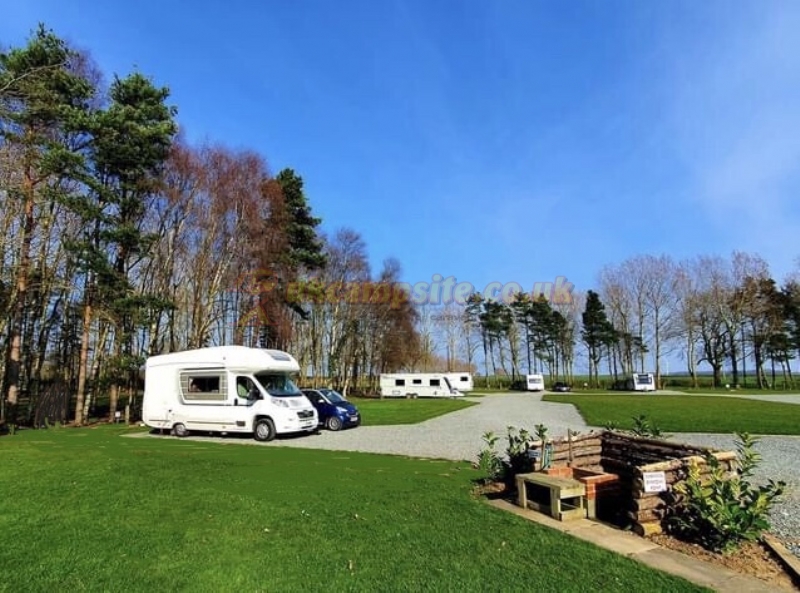 Wood Lake Campsite And Caravan Park