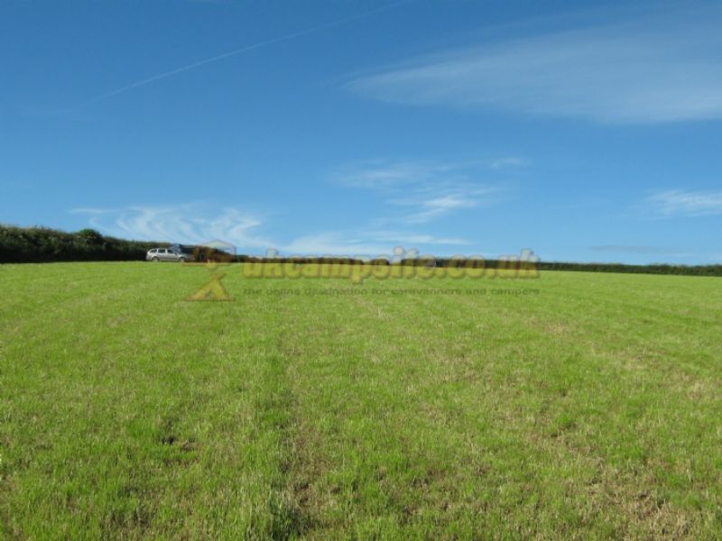 Cheglinch Farm Glamping And Wild Camping