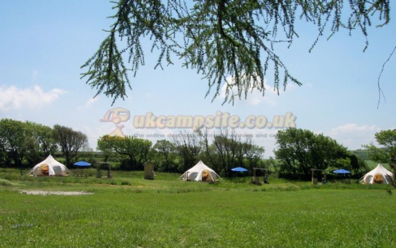 Cheglinch Farm Glamping And Wild Camping