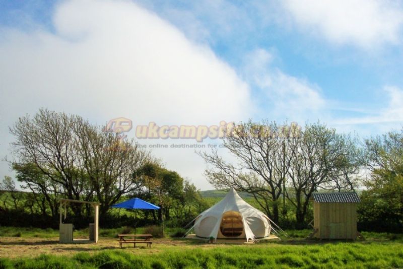 Cheglinch Farm Glamping And Wild Camping