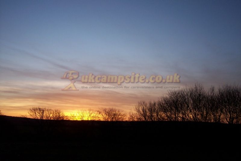Cheglinch Farm Glamping And Wild Camping