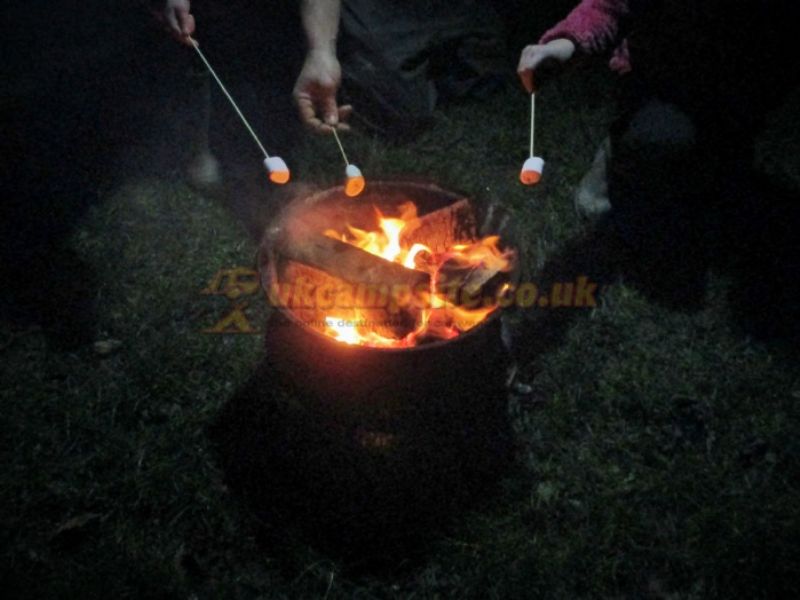 Cheglinch Farm Glamping And Wild Camping