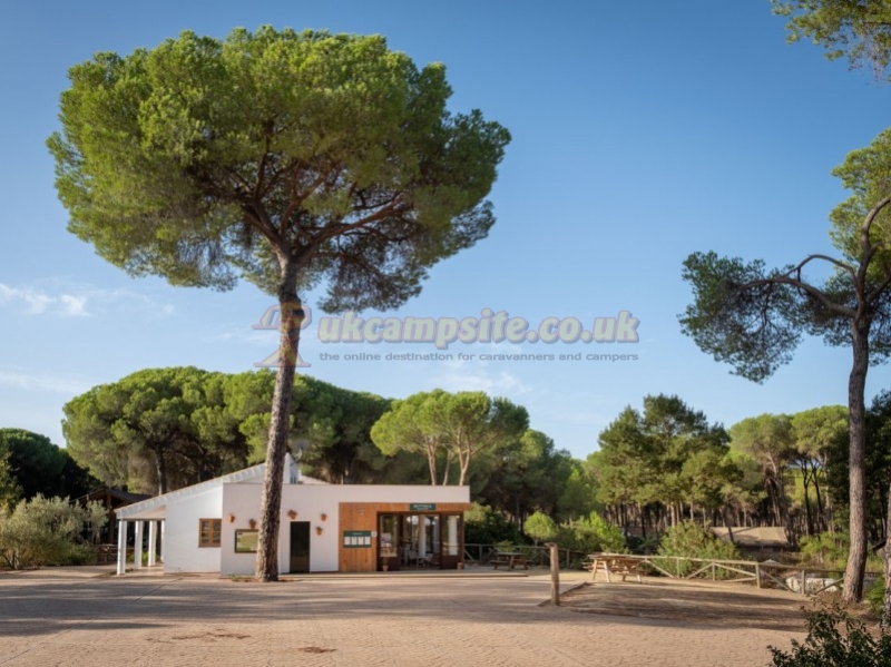 Camping Huttopia Parque De Donana