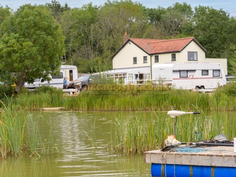 Seven Acre Farm Campsite