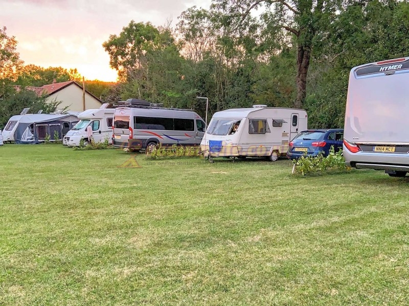 Seven Acre Farm Campsite